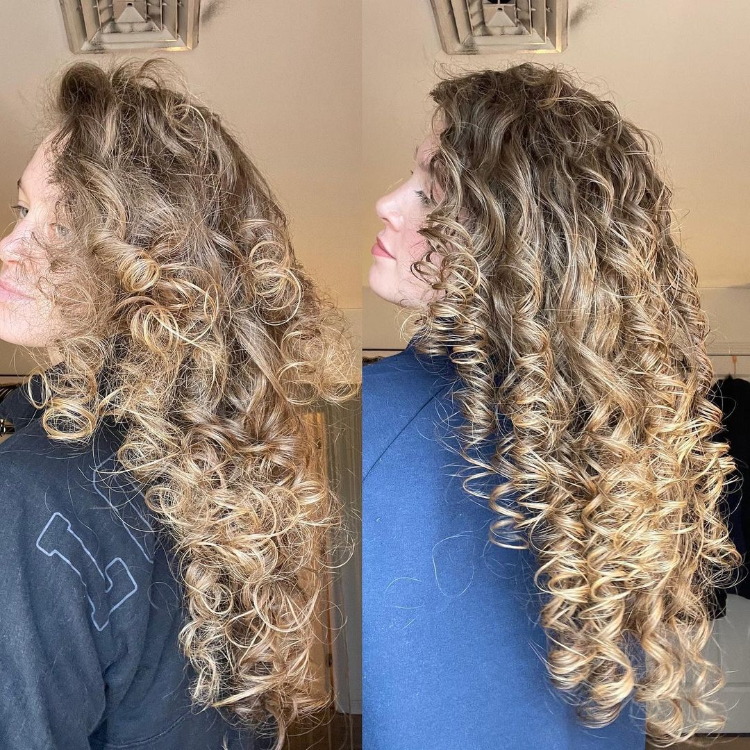Embracing and Caring for Wavy and Loose Curls – Naturaz